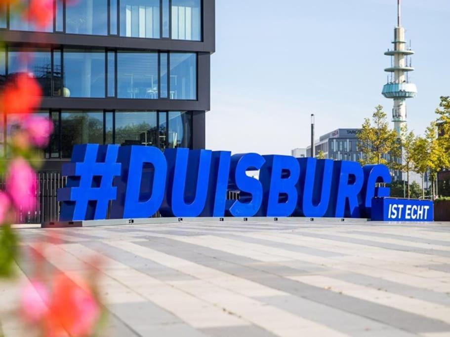 - Nice New York Apartment In The Heart Of Duisburg - Betten & Sofa - 5 Mins Central Station Hbf - Big Tv & Wifi - ภายนอก รูปภาพ